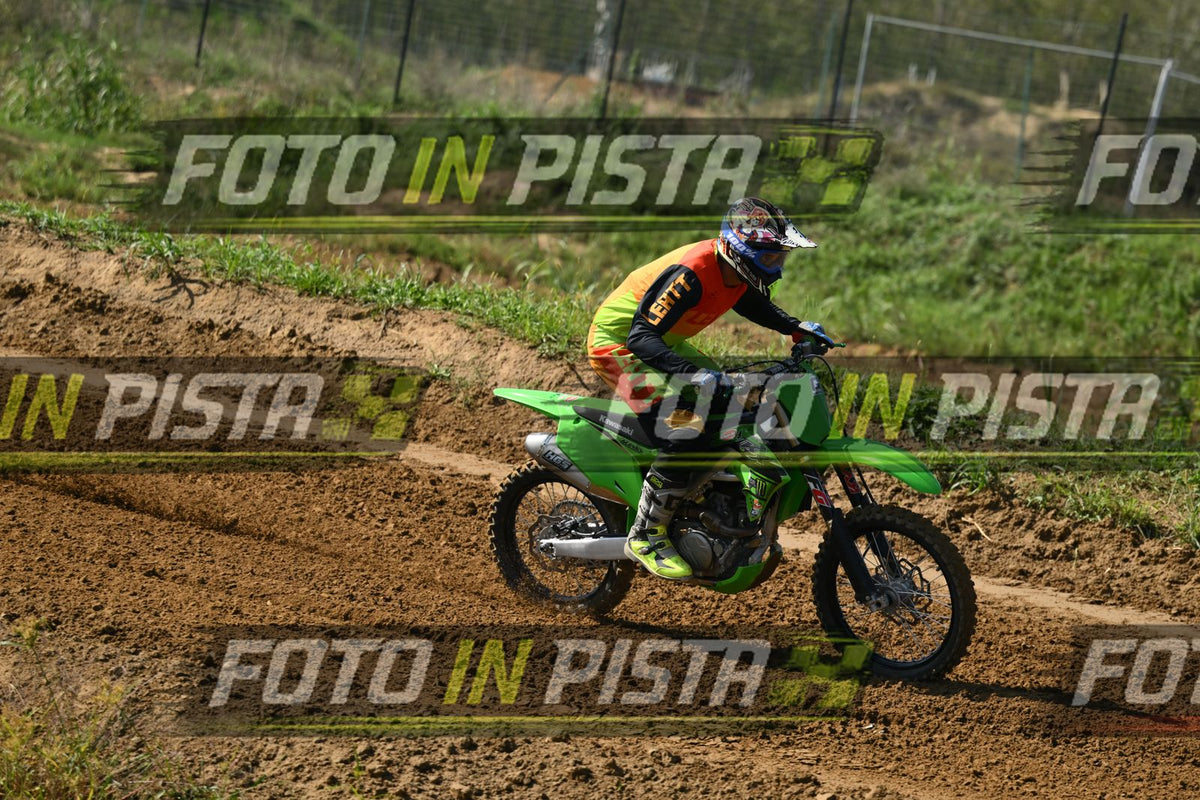 GREEN KAWA - LEATT VERDE ROSSO · DSH_9701
