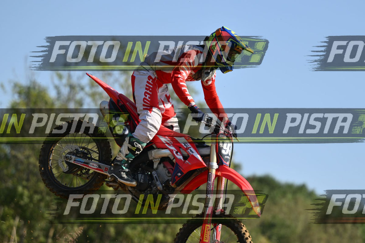 93 · DSH_9726
