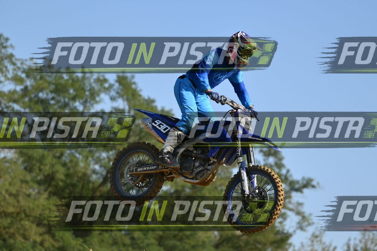 930 · DSH_9744