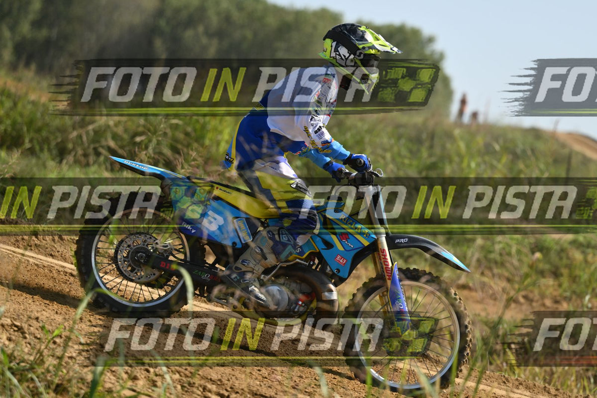 23 · DSH_9754