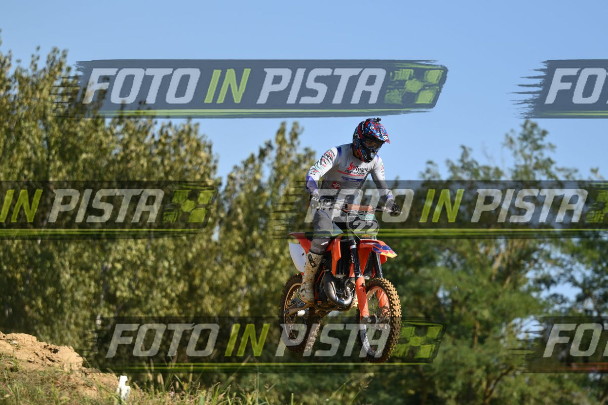22 · DSH_9796