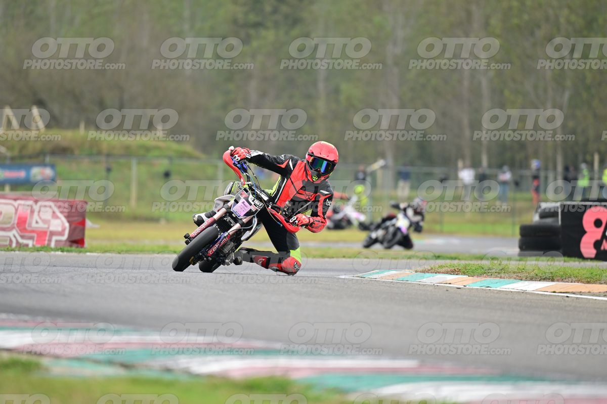 PITBIKE - SCOOTER 4 RED SUITE · DSH_9968