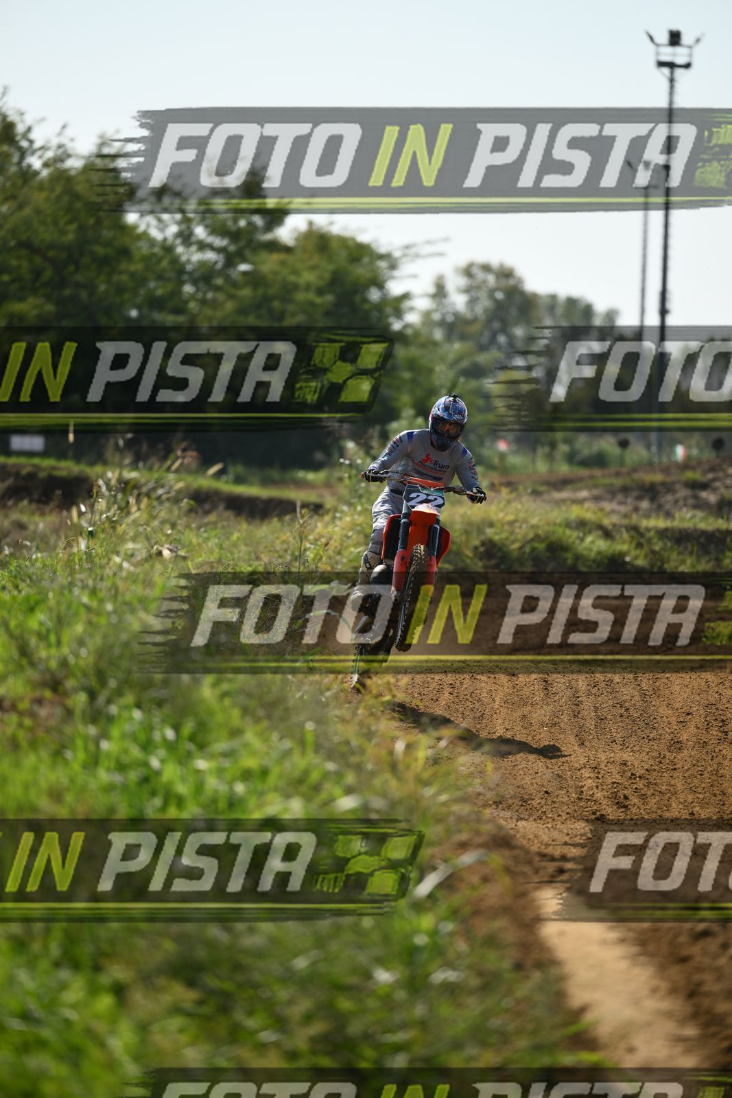 22 · DSH_9972