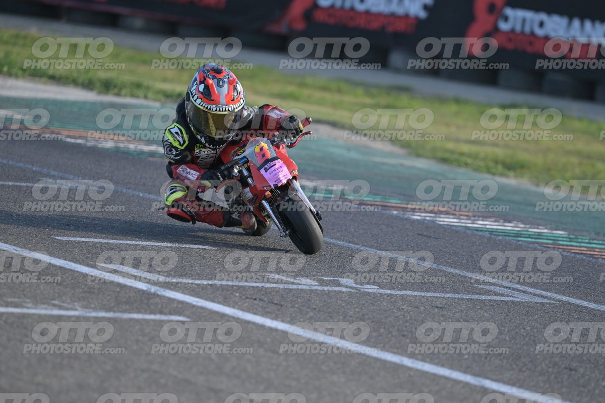 MINIMOTO 8 · DSN_3659
