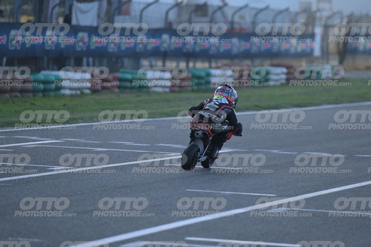 MINIMOTO 8 · DSN_3668