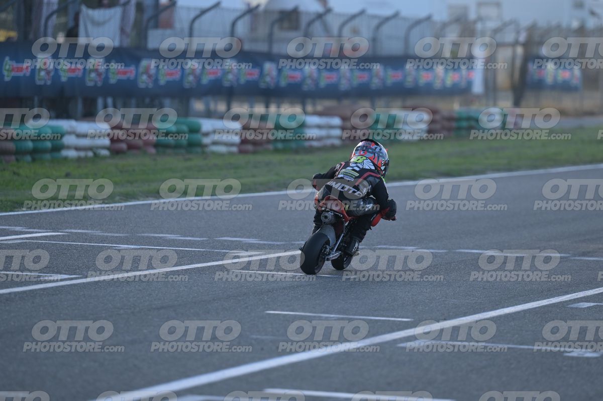 MINIMOTO 8 · DSN_3669