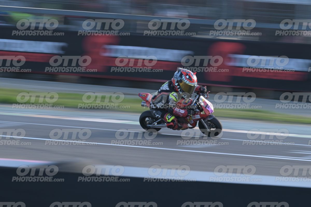 MINIMOTO 8 · DSN_3722