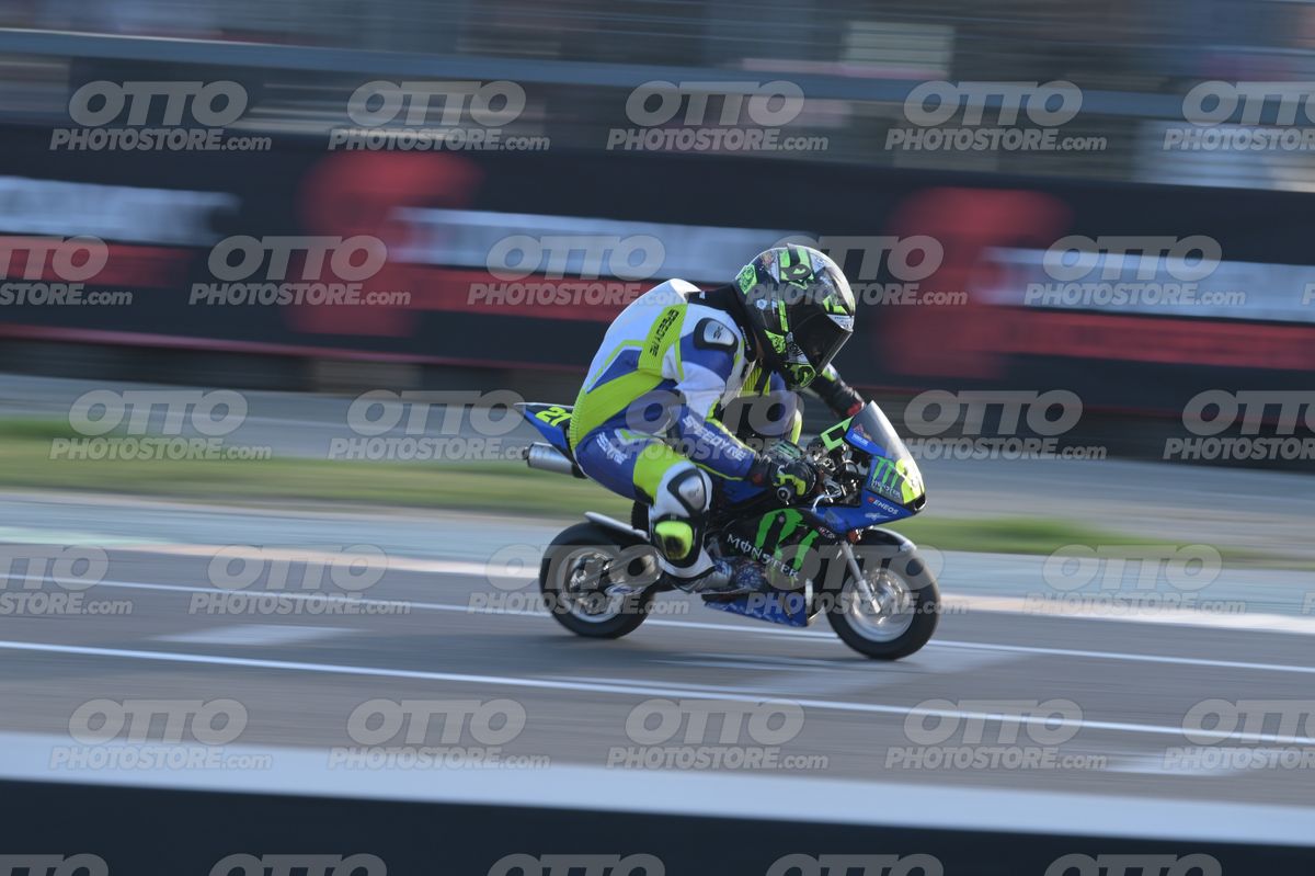 MINIMOTO 21 · DSN_3749