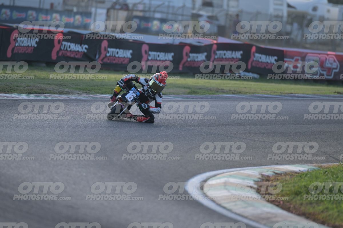 MINIMOTO 16 · DSN_3808