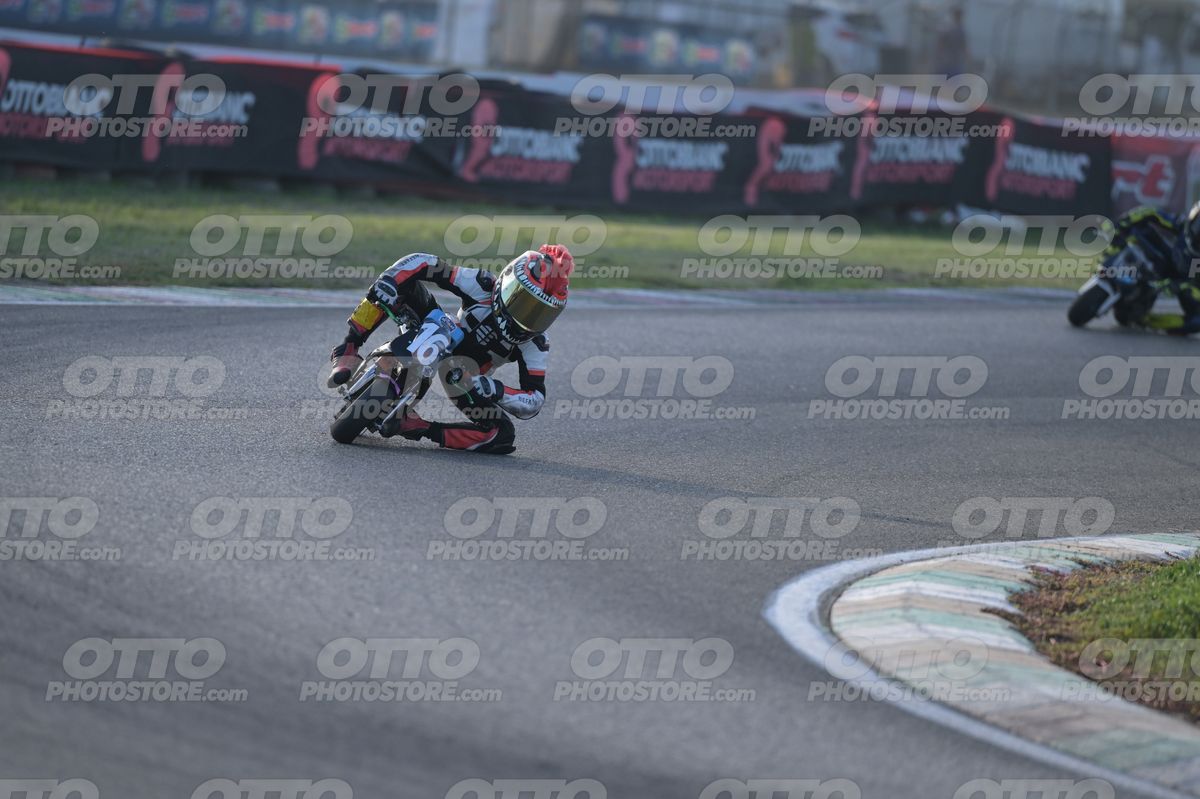 MINIMOTO 16 · DSN_3809