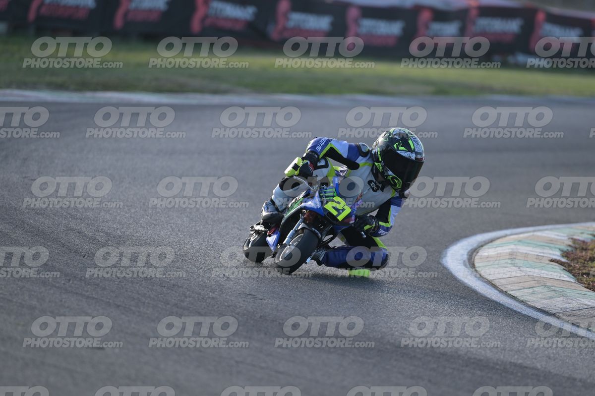 MINIMOTO 21 · DSN_3816