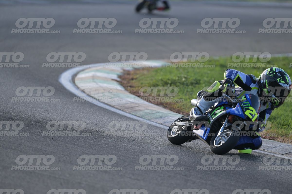 MINIMOTO 21 · DSN_3820