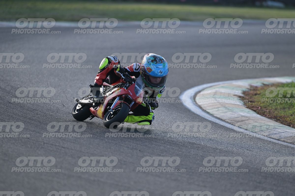 MINIMOTO 45 · DSN_3845