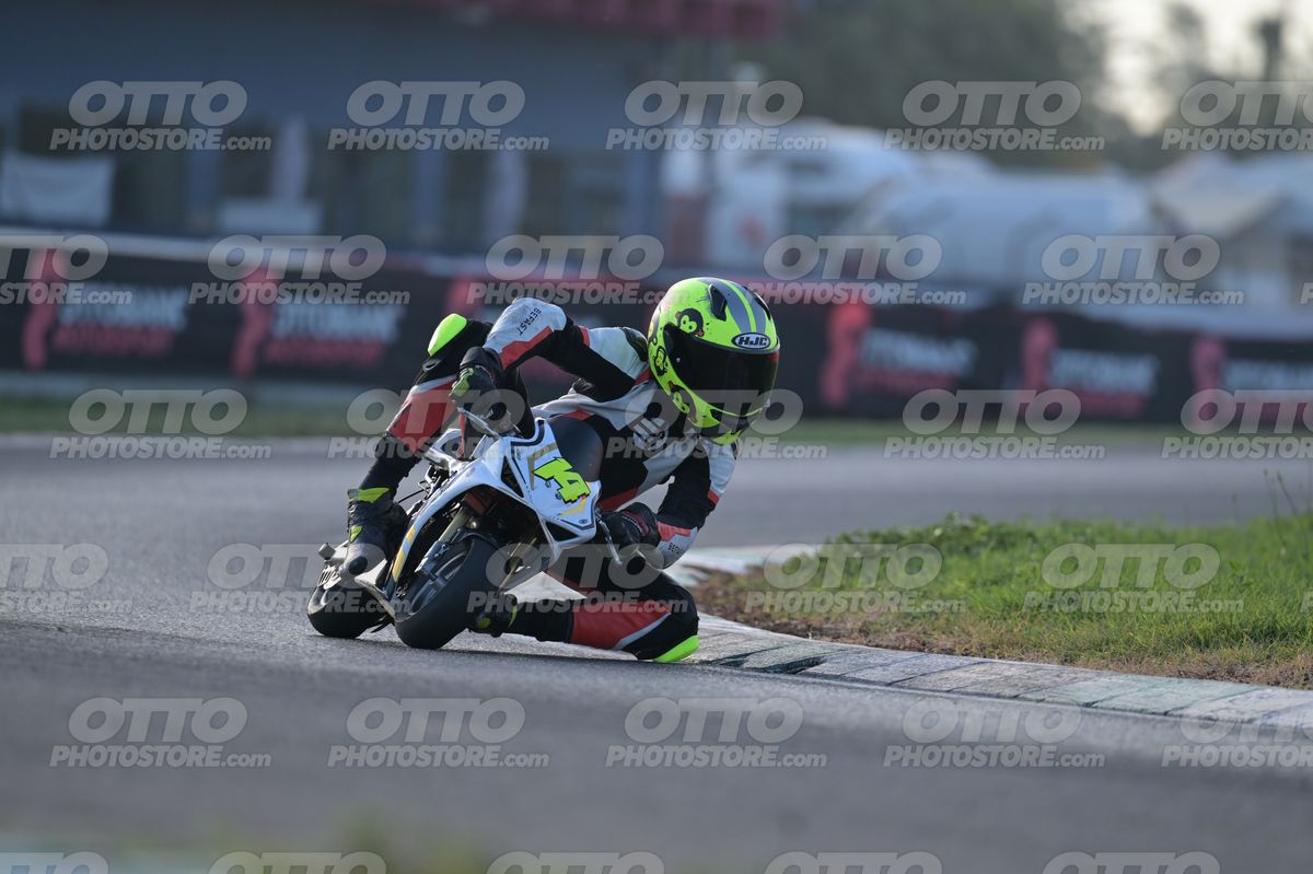 MINIMOTO 14 · DSN_3858