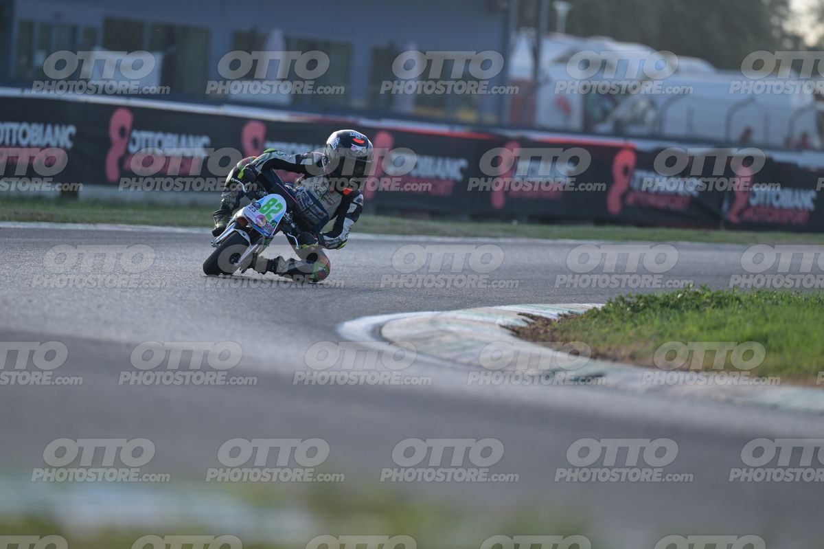 MINIMOTO 82 · DSN_3864