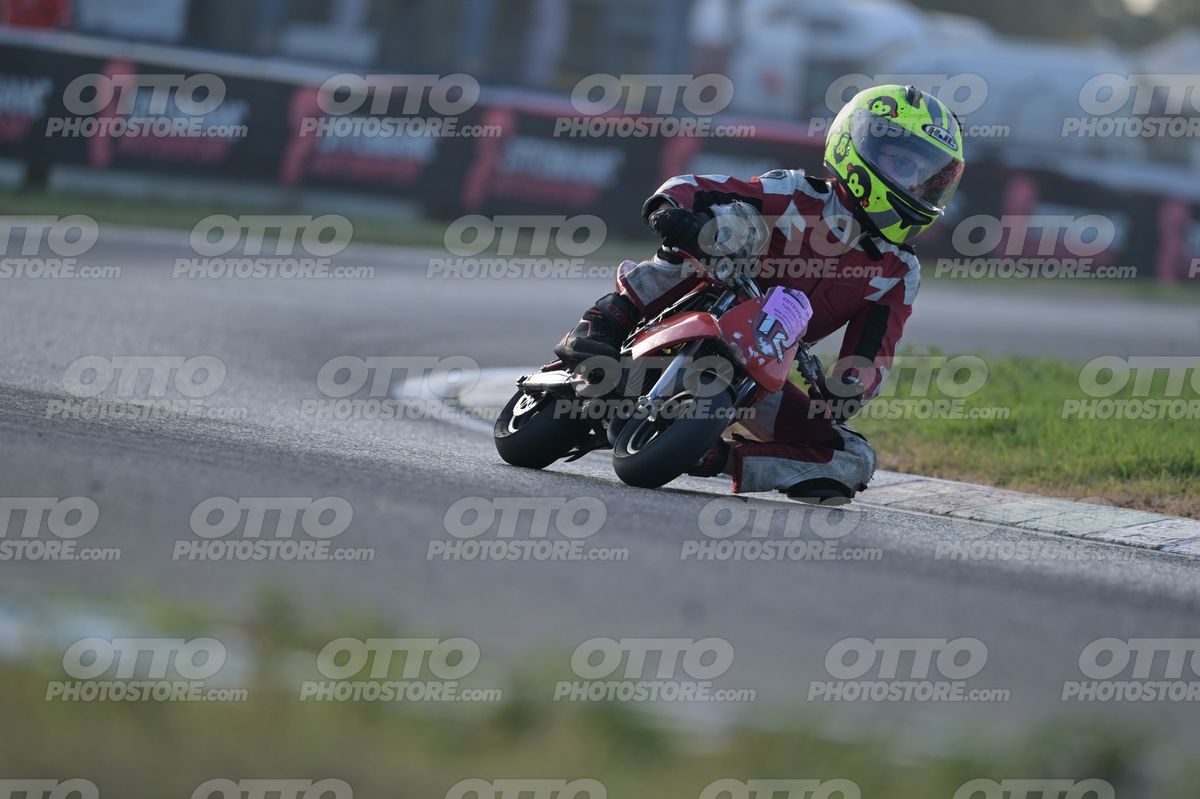MINIMOTO 12 · DSN_3883
