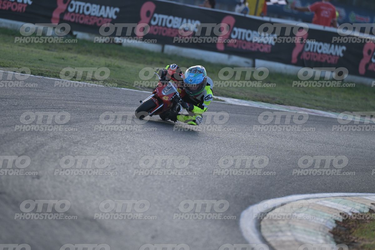 MINIMOTO 45 · DSN_3884