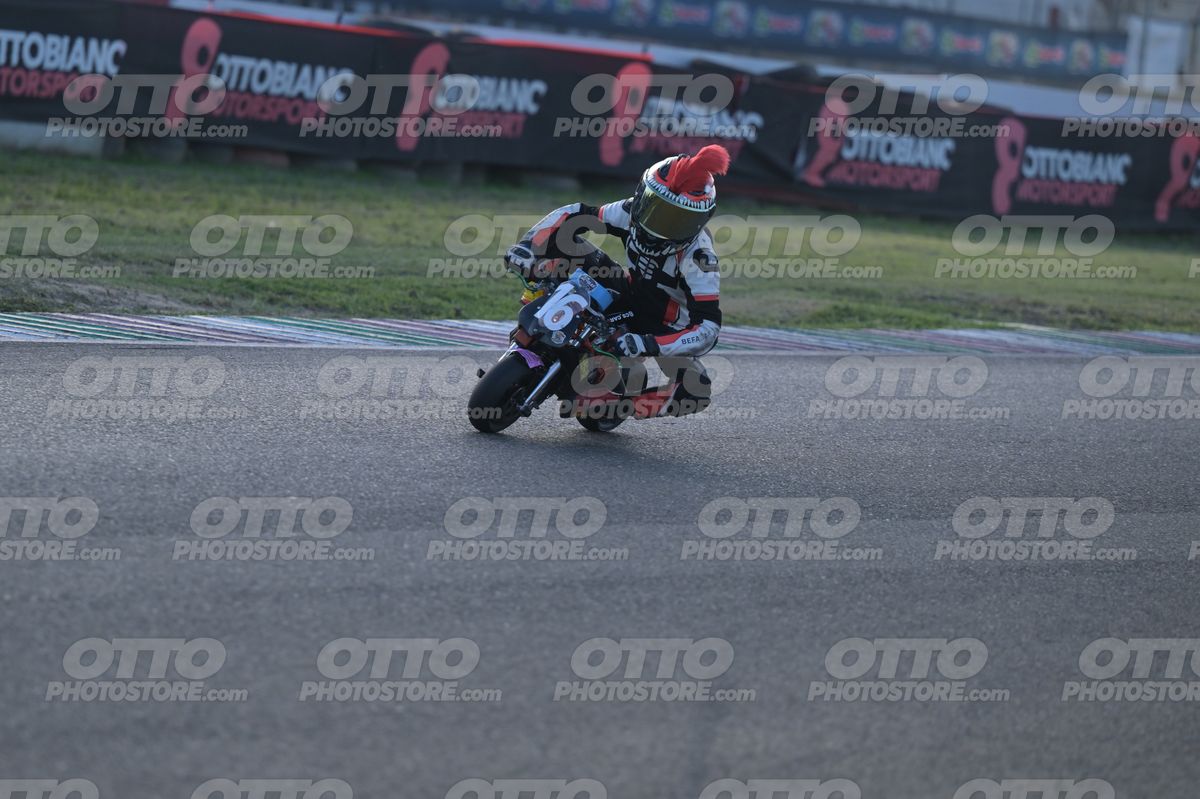 MINIMOTO 16 · DSN_3904