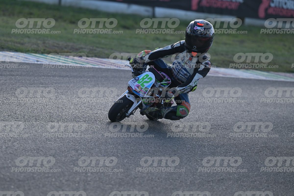 MINIMOTO 82 · DSN_3906
