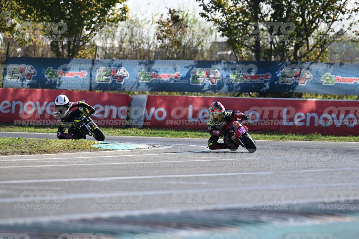 MINIMOTO 8 · DSN_6996