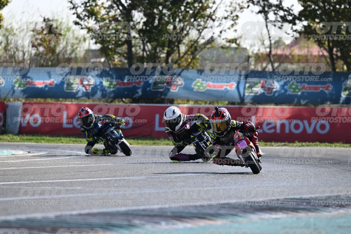 MINIMOTO 8 · DSN_6999