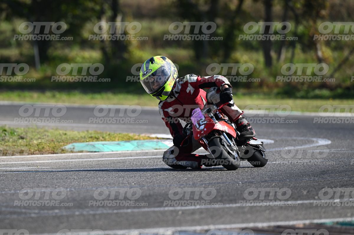 MINIMOTO 12 · DSN_7044