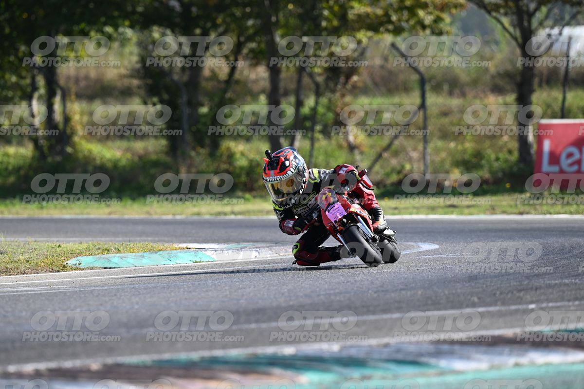 MINIMOTO 8 · DSN_7105