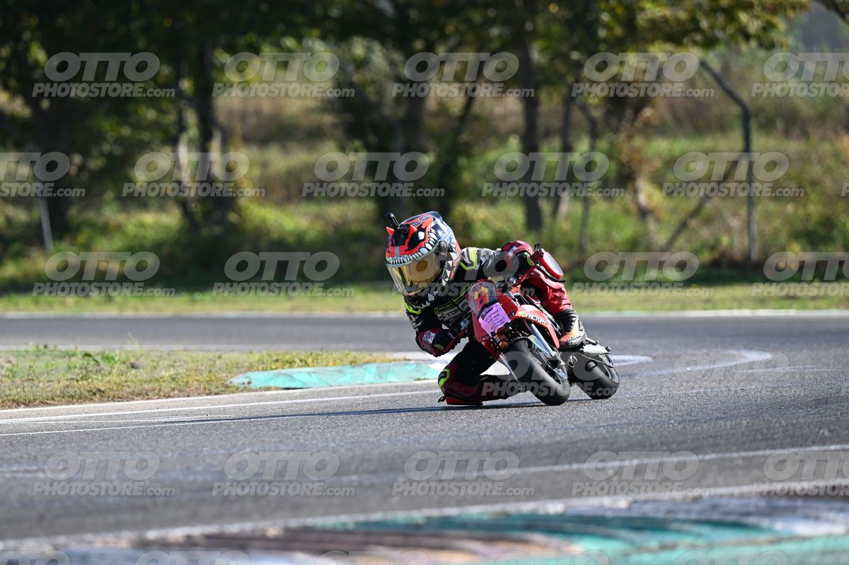 MINIMOTO 8 · DSN_7106