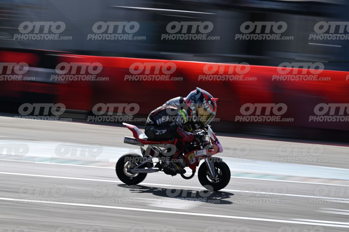 MINIMOTO 8 · DSN_7865