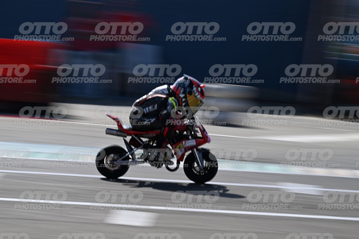 MINIMOTO 8 · DSN_7866