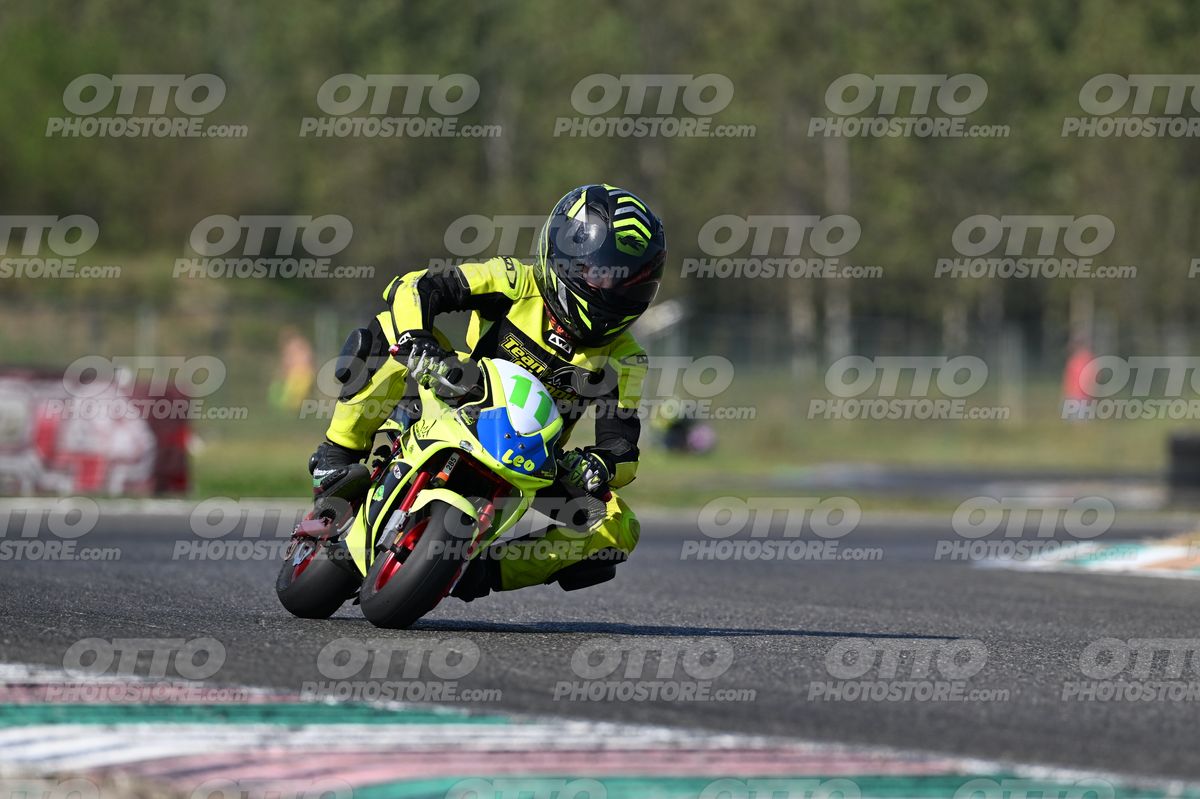 MINIMOTO 11 (Leo) · DSN_7969