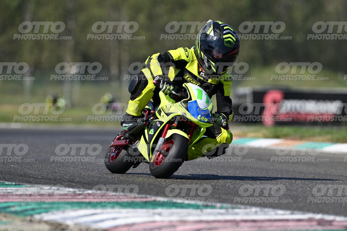 MINIMOTO 11 (Leo) · DSN_7970
