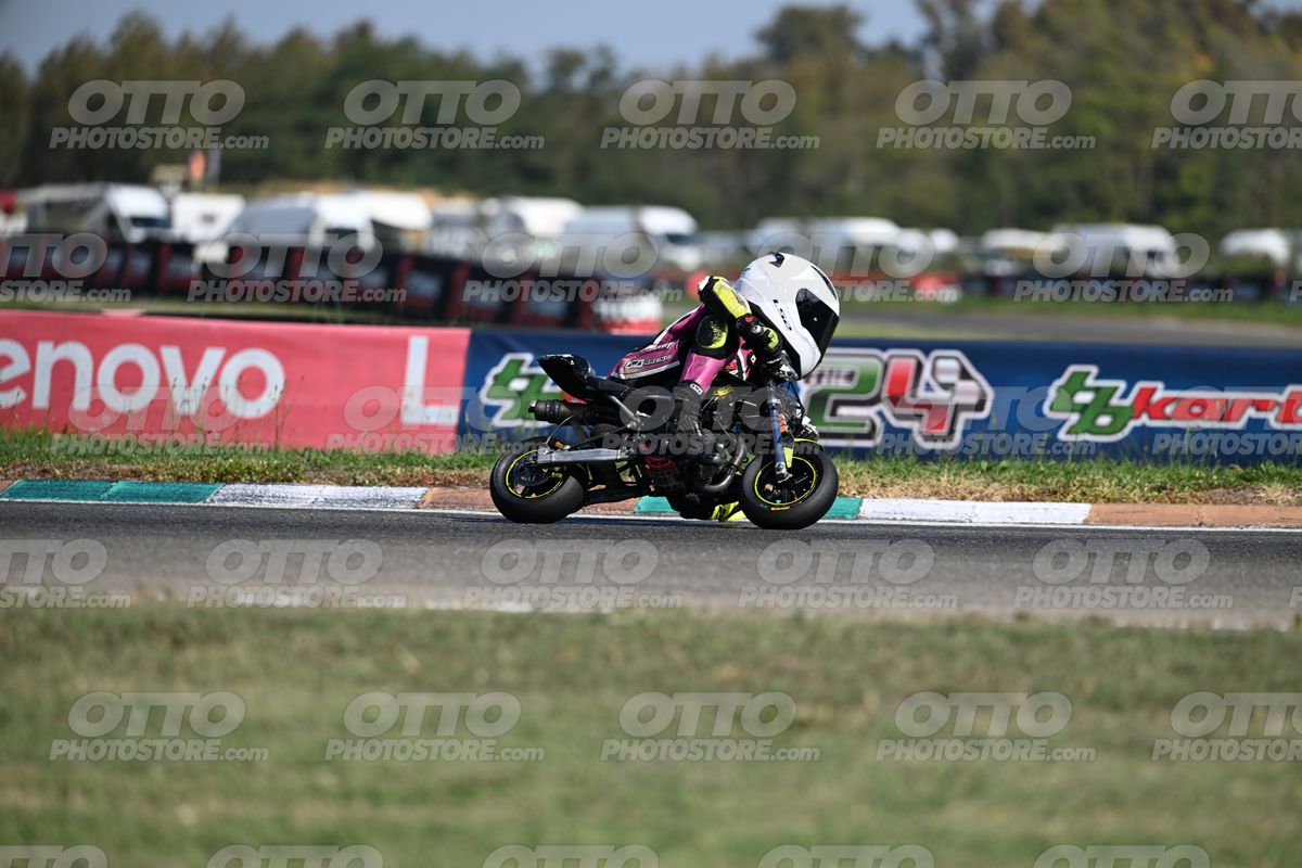 MINIMOTO 28 · DSN_7985