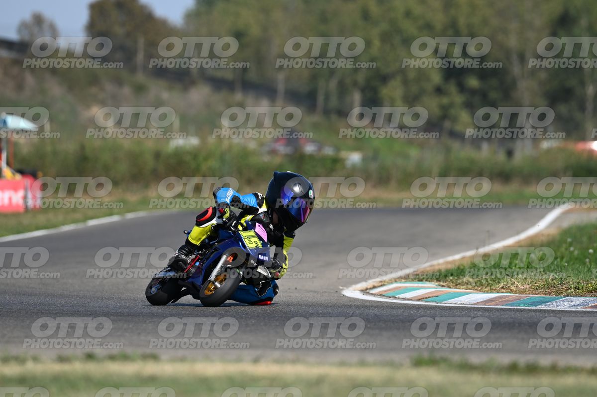 MINIMOTO 15 · DSN_8004