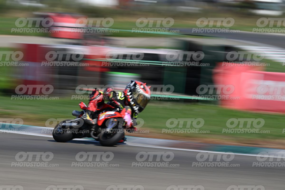 MINIMOTO 8 · DSN_8040