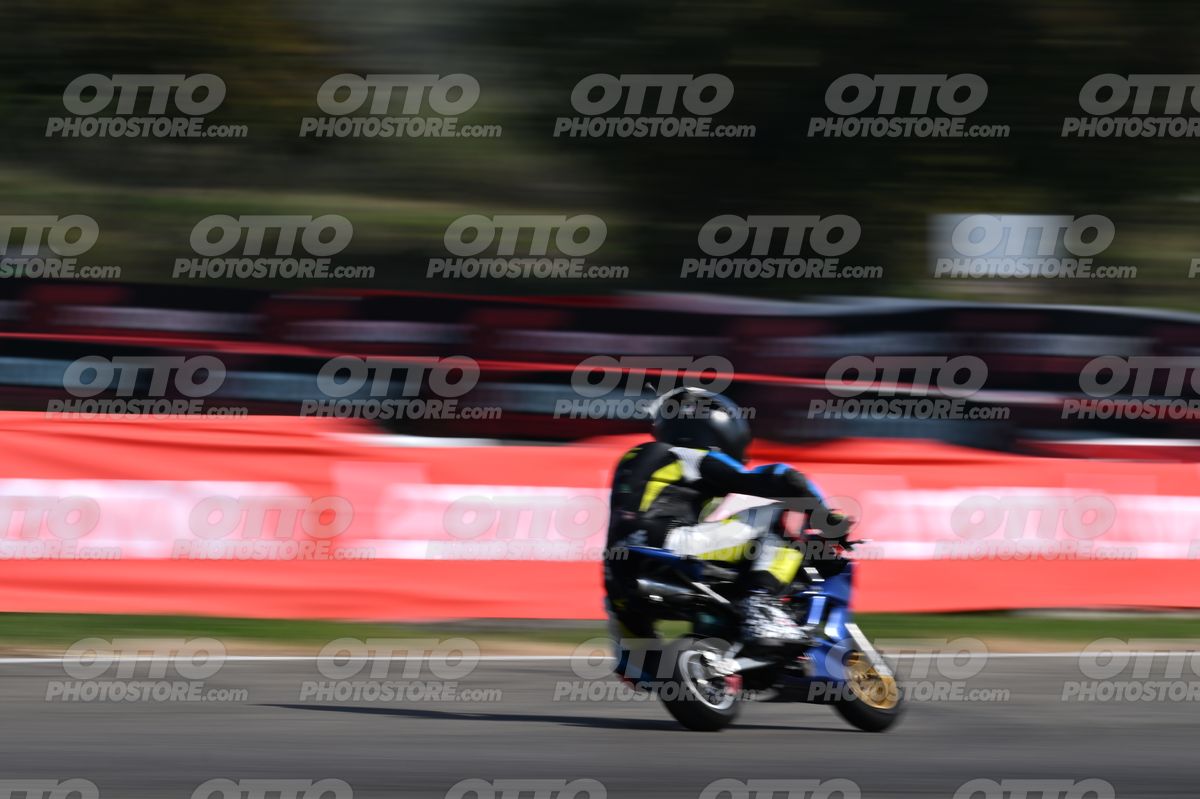MINIMOTO 15 · DSN_8054