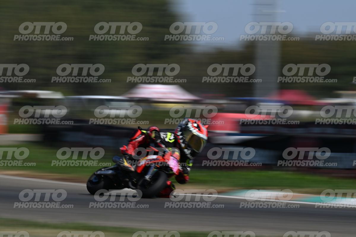 MINIMOTO 8 · DSN_8093