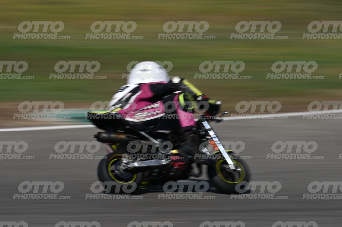 MINIMOTO 28 · DSN_8138