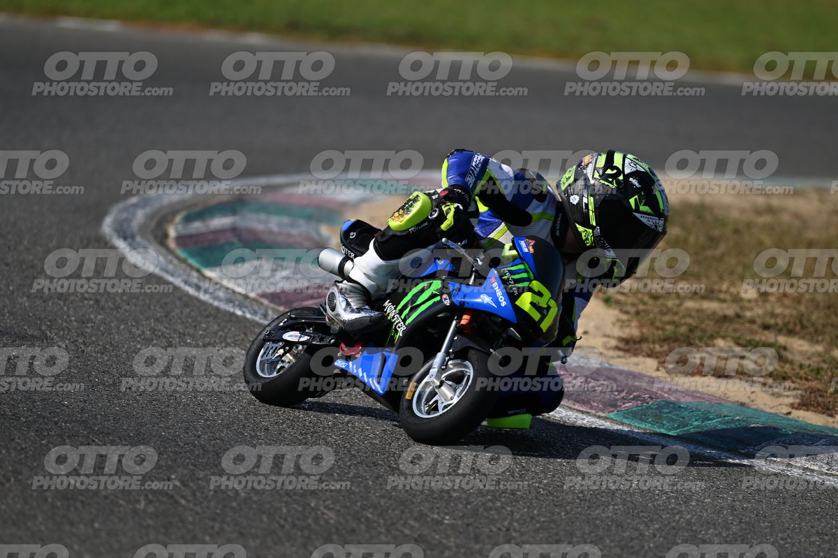 MINIMOTO 21 · DSN_8186