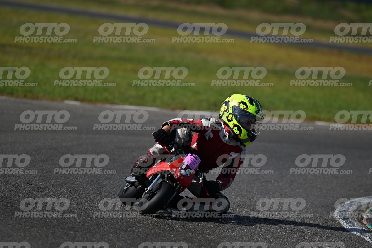 MINIMOTO 12 · DSN_8190