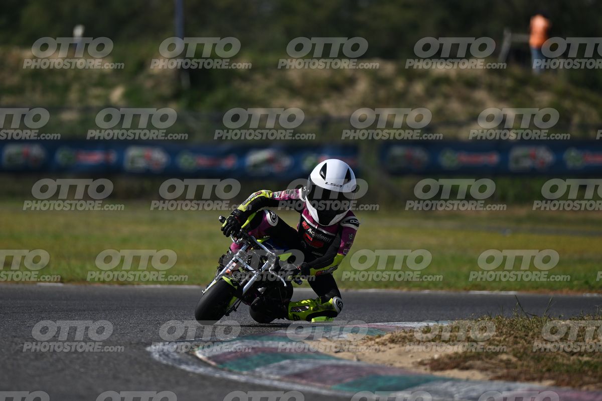 MINIMOTO 28 · DSN_8221
