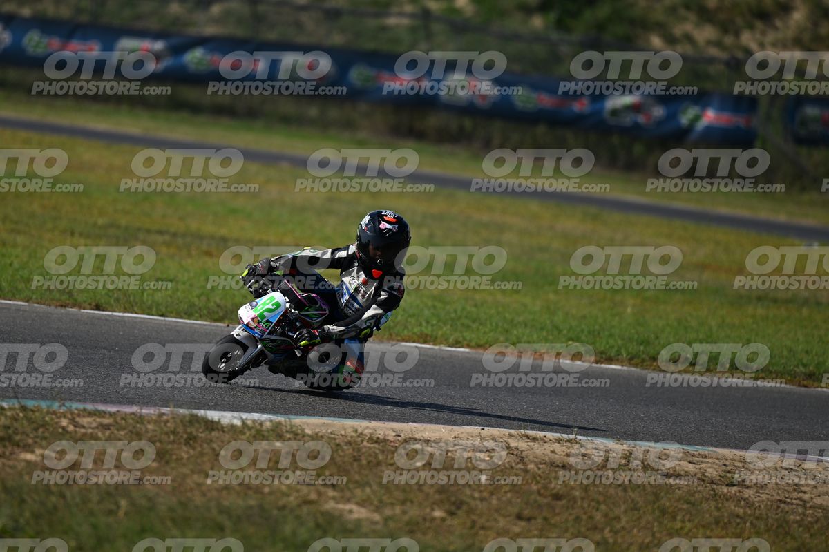MINIMOTO 82 · DSN_8229