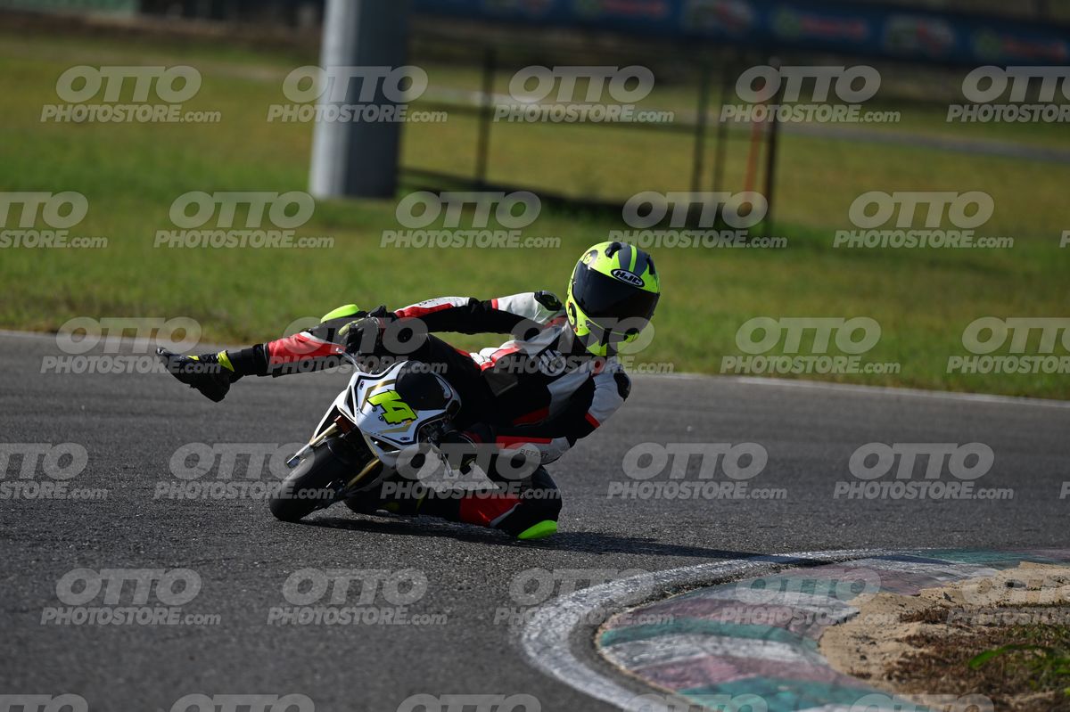 MINIMOTO 14 · DSN_8255
