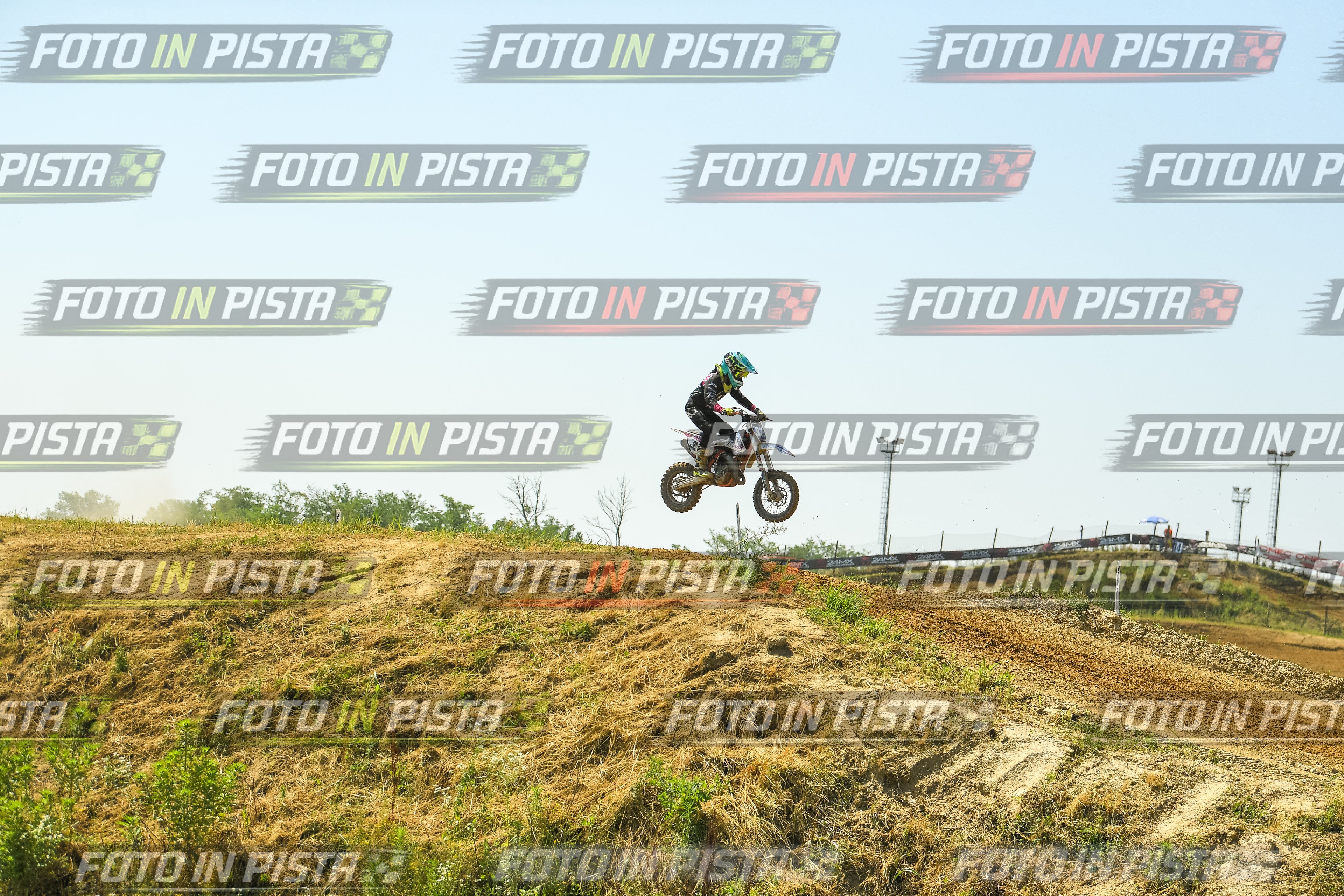 Foto GARAFMI2106261PROVA65CC numero 1002
