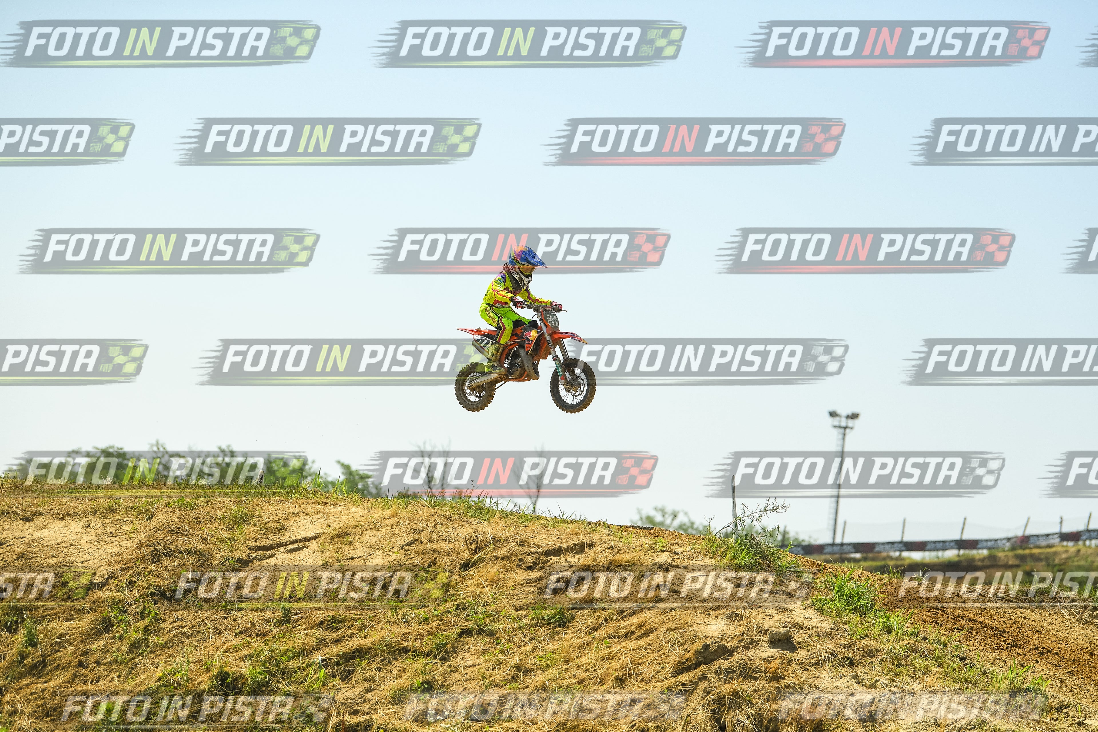 Foto GARAFMI2106261PROVA65CC numero 1052