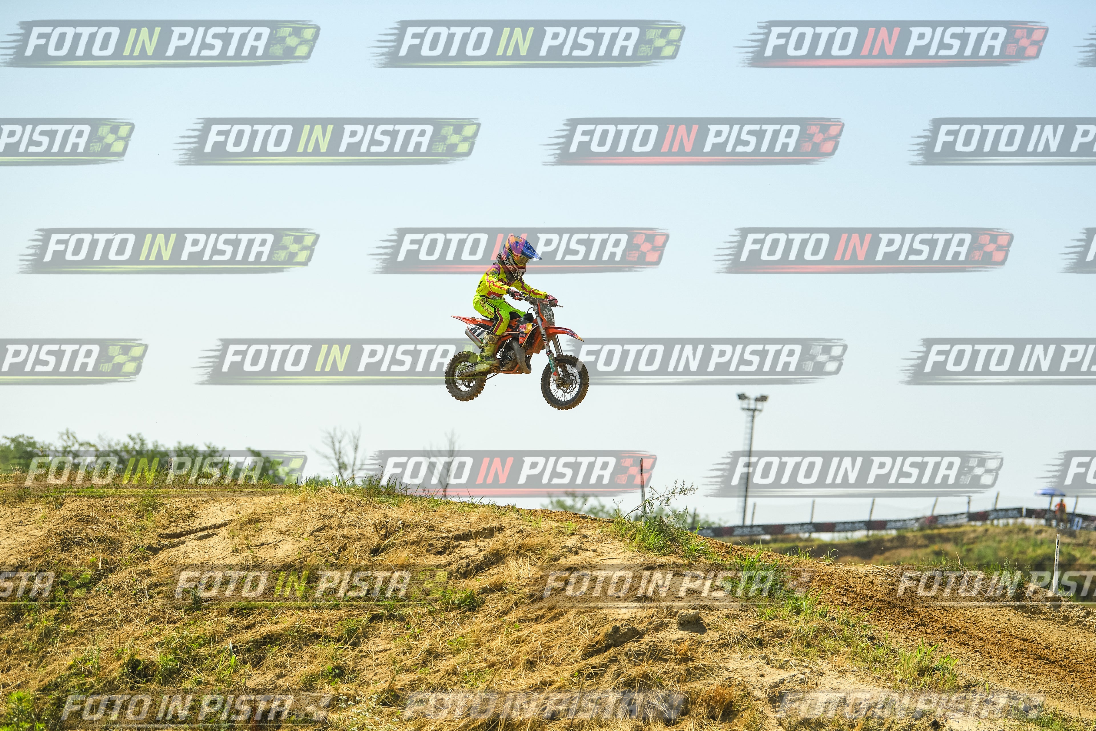 Foto GARAFMI2106261PROVA65CC numero 1053