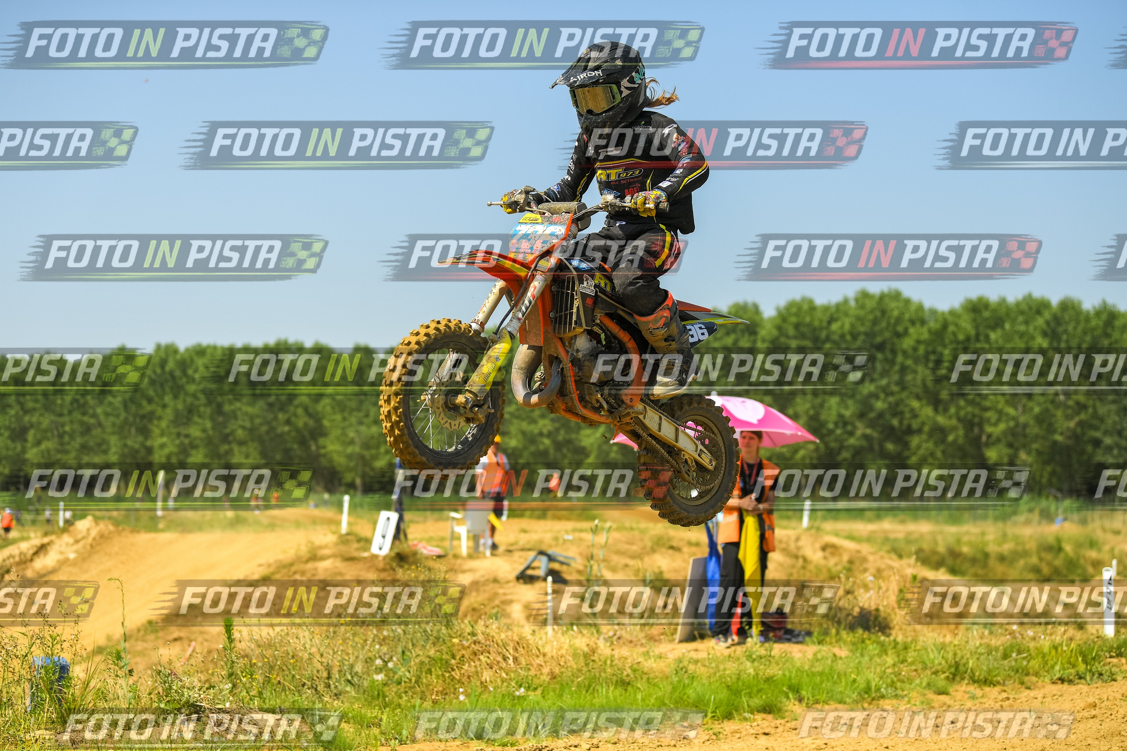 Foto GARAFMI2106261PROVA65CC numero 1081