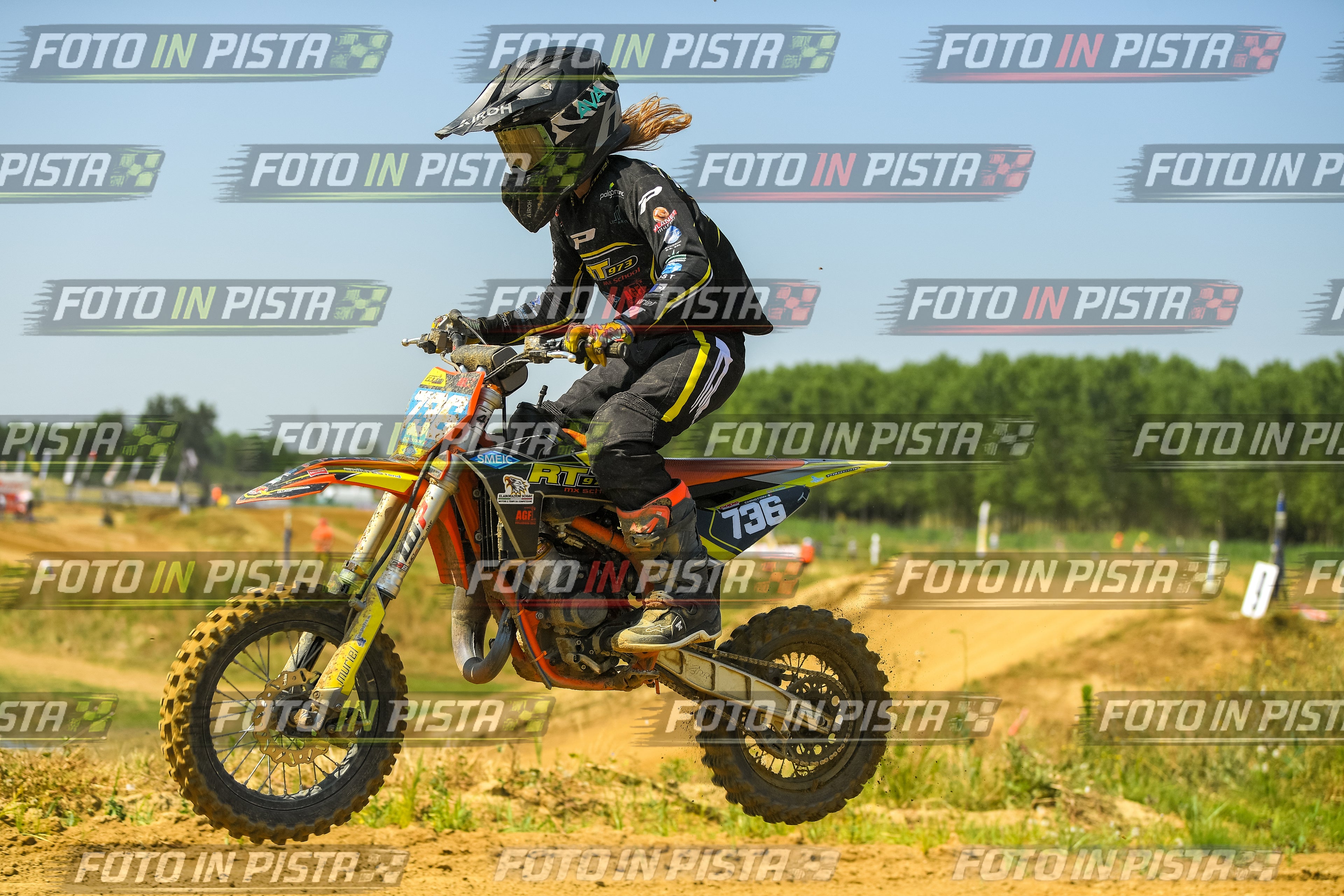 Foto GARAFMI2106261PROVA65CC numero 1084