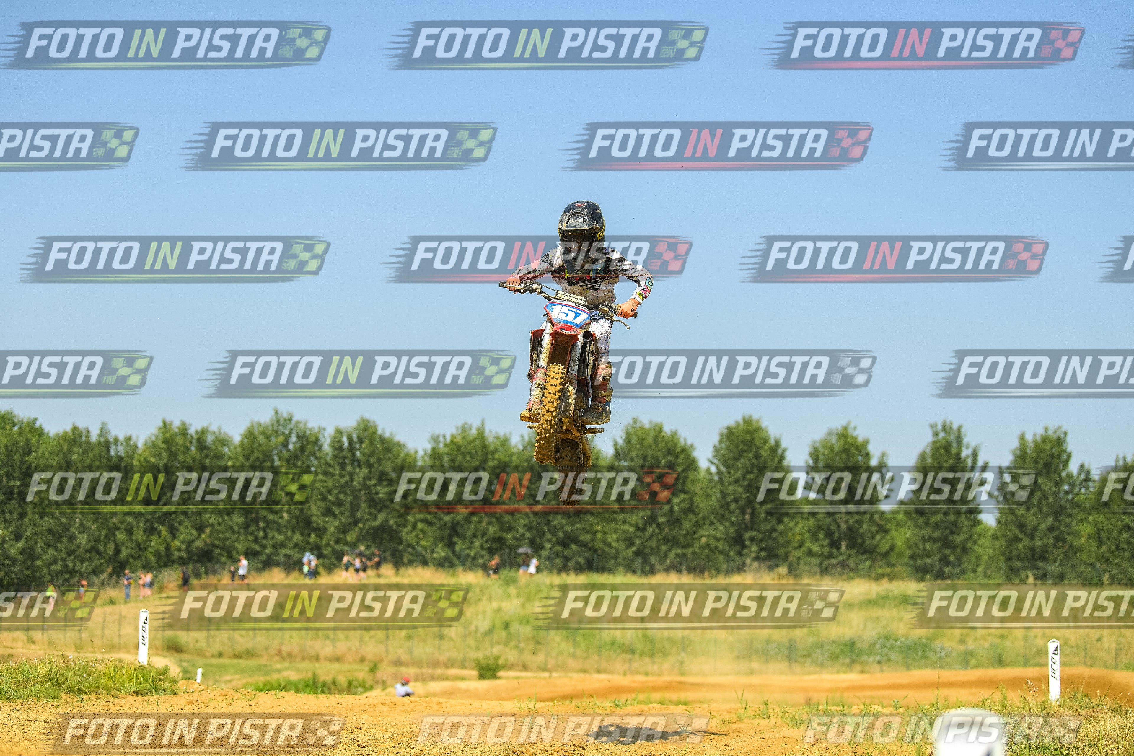 Foto GARAFMI2106261PROVA65CC numero 1147