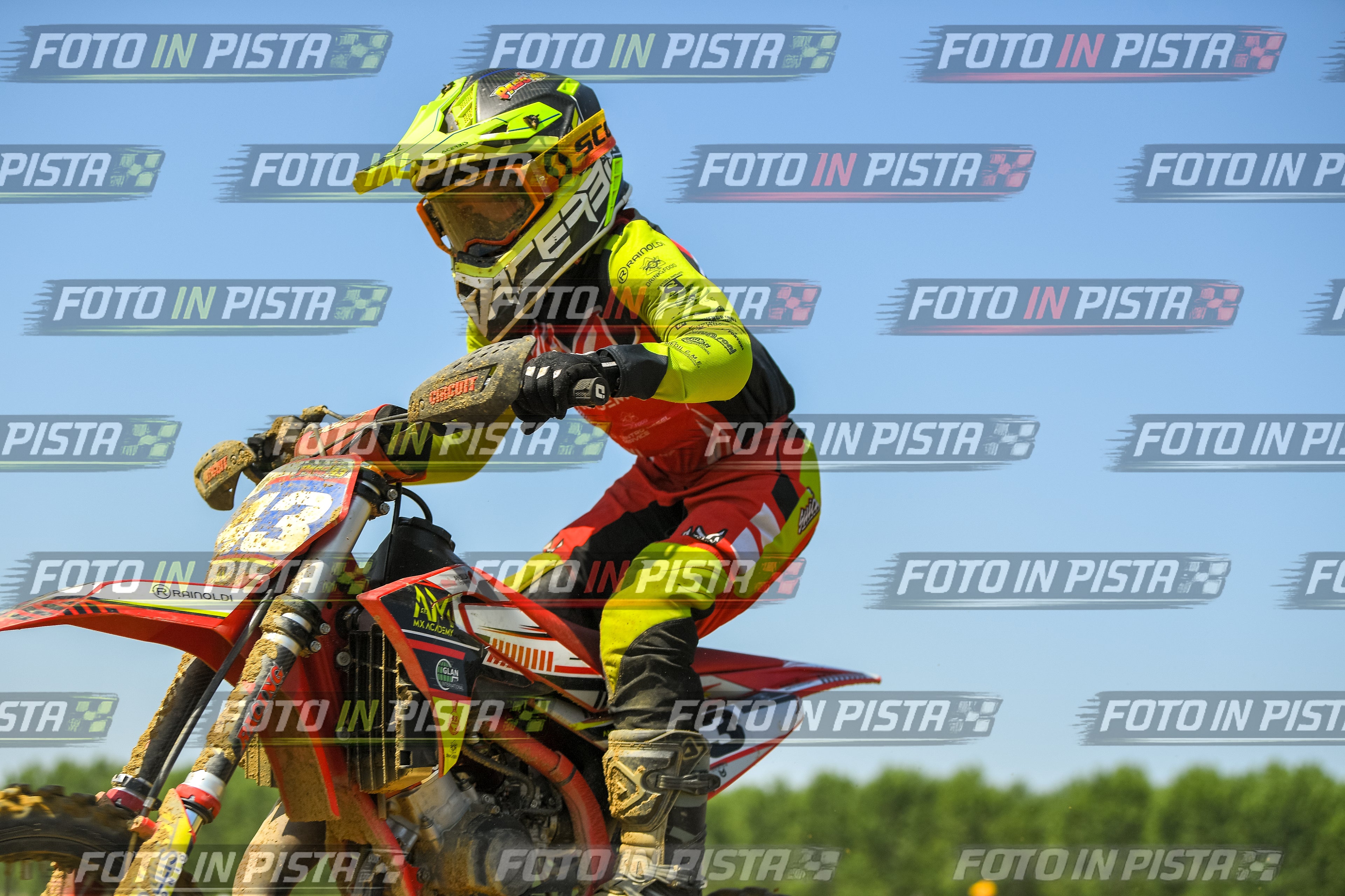 Foto GARAFMI2106261PROVA65CC numero 1177